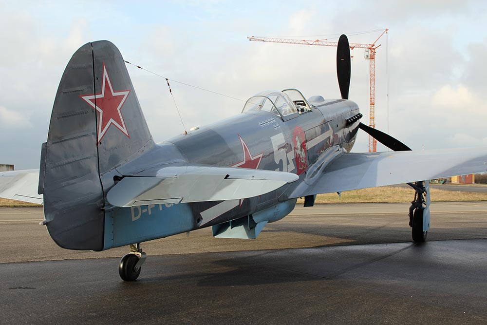 Yak-3_D-FYGJ_2011-02-256.jpg